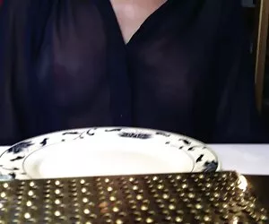 سوفی مون و هلو مناقص ...