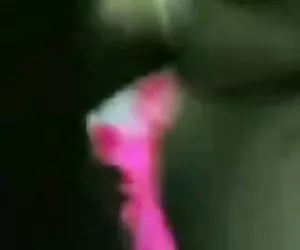 - الاغ بزرگ دهان عکس ...